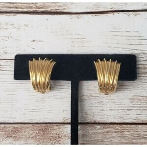 Vintage David Hill Clip On Earrings - Gold Tone Statement David Hill Earrings